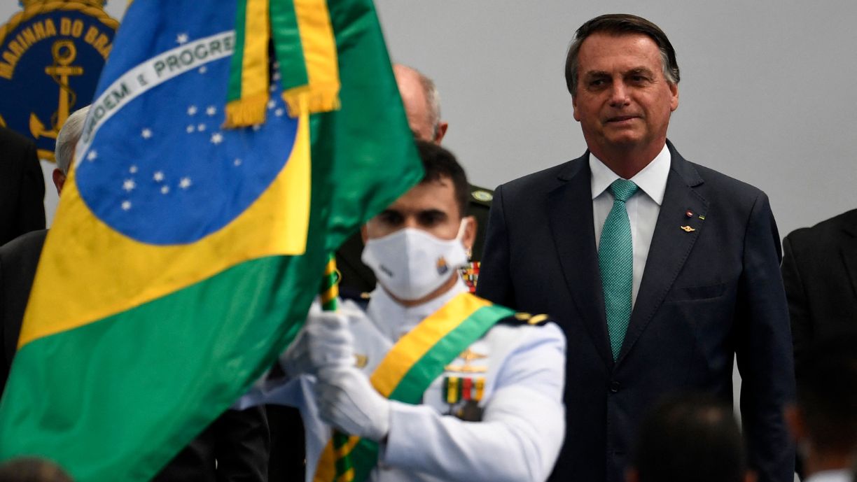 EXTRA FLAMENGO: BOLSONARO TERÁ CAUSADO CALOTE DE 10,6 MILHÕES PARA GANHAR VOTOS NAS ELEIÇÕES